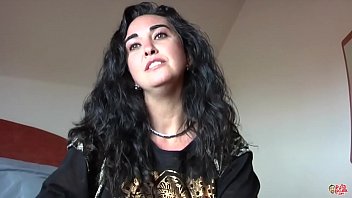 Https pornoromania live cauta futai cu mame rusoaice