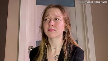 Mama disperata se culca cu fiul